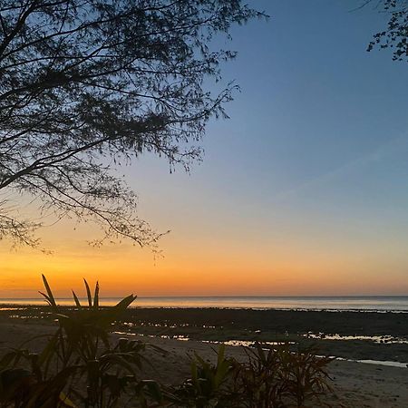 Villa Penyu Gili Trawangan Exterior photo