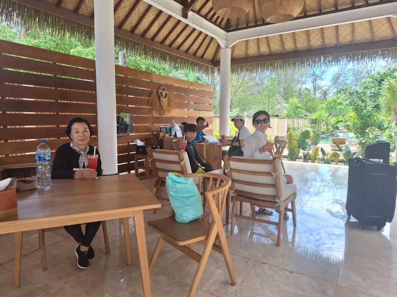 Villa Penyu Gili Trawangan Exterior photo